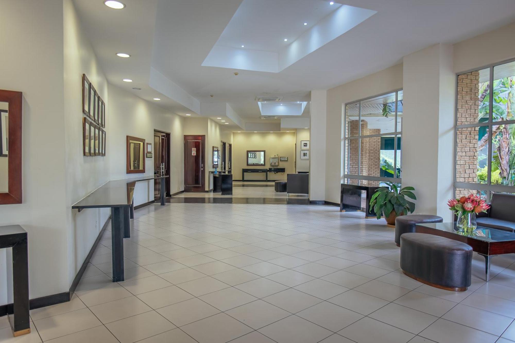 Cresta Lodge Gaborone Exteriör bild
